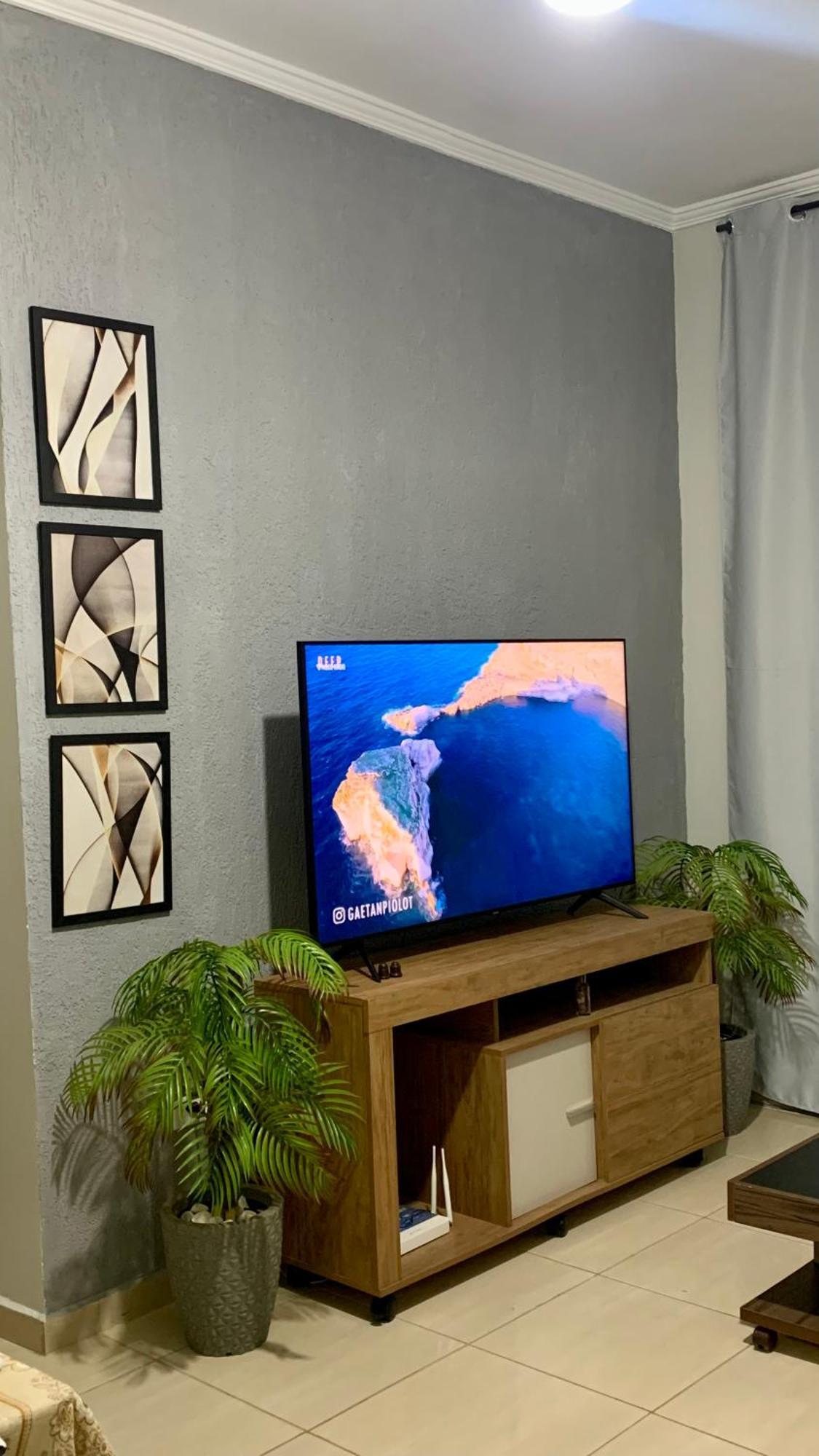 Apartment Em