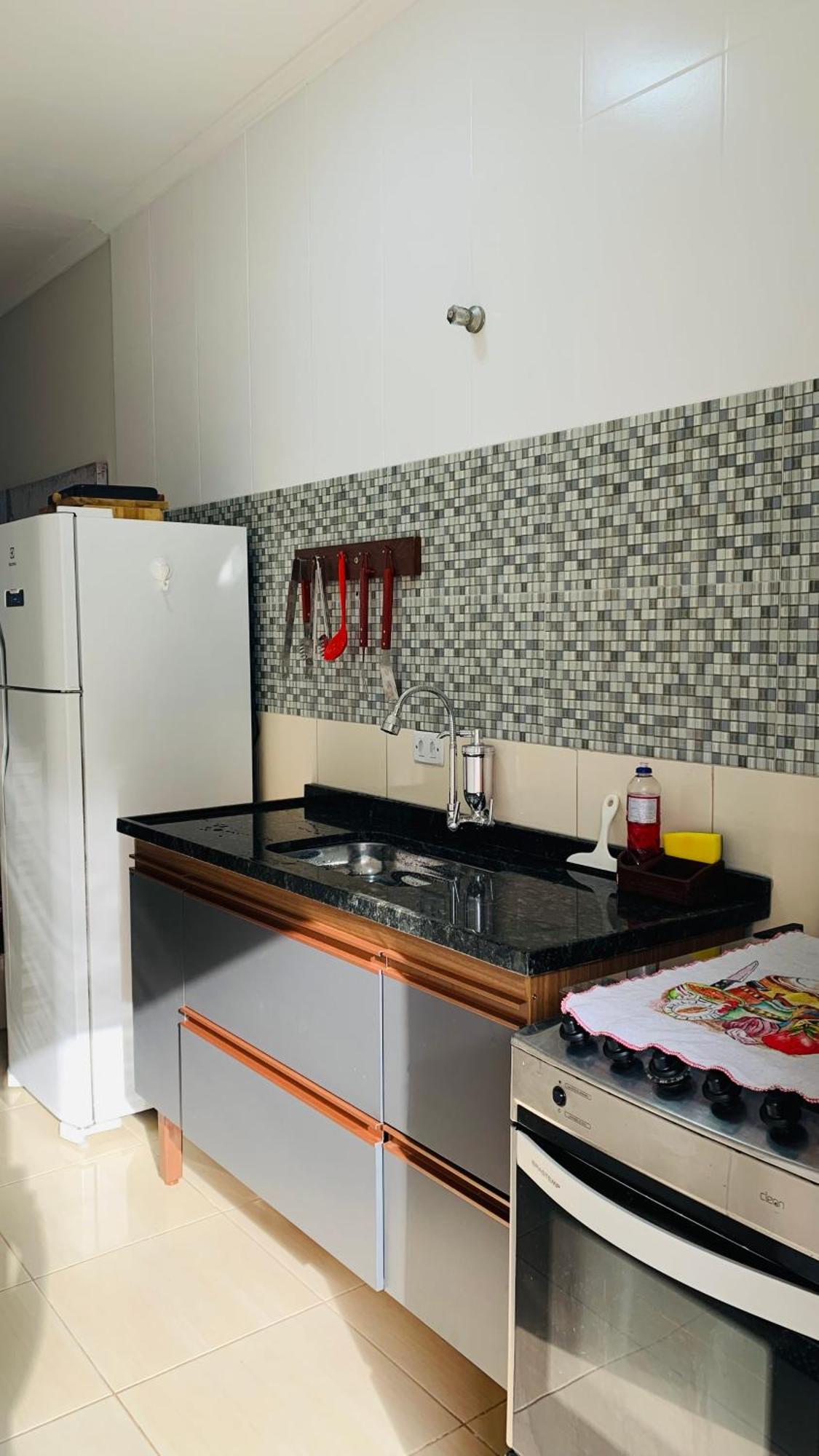 Apartment Em *