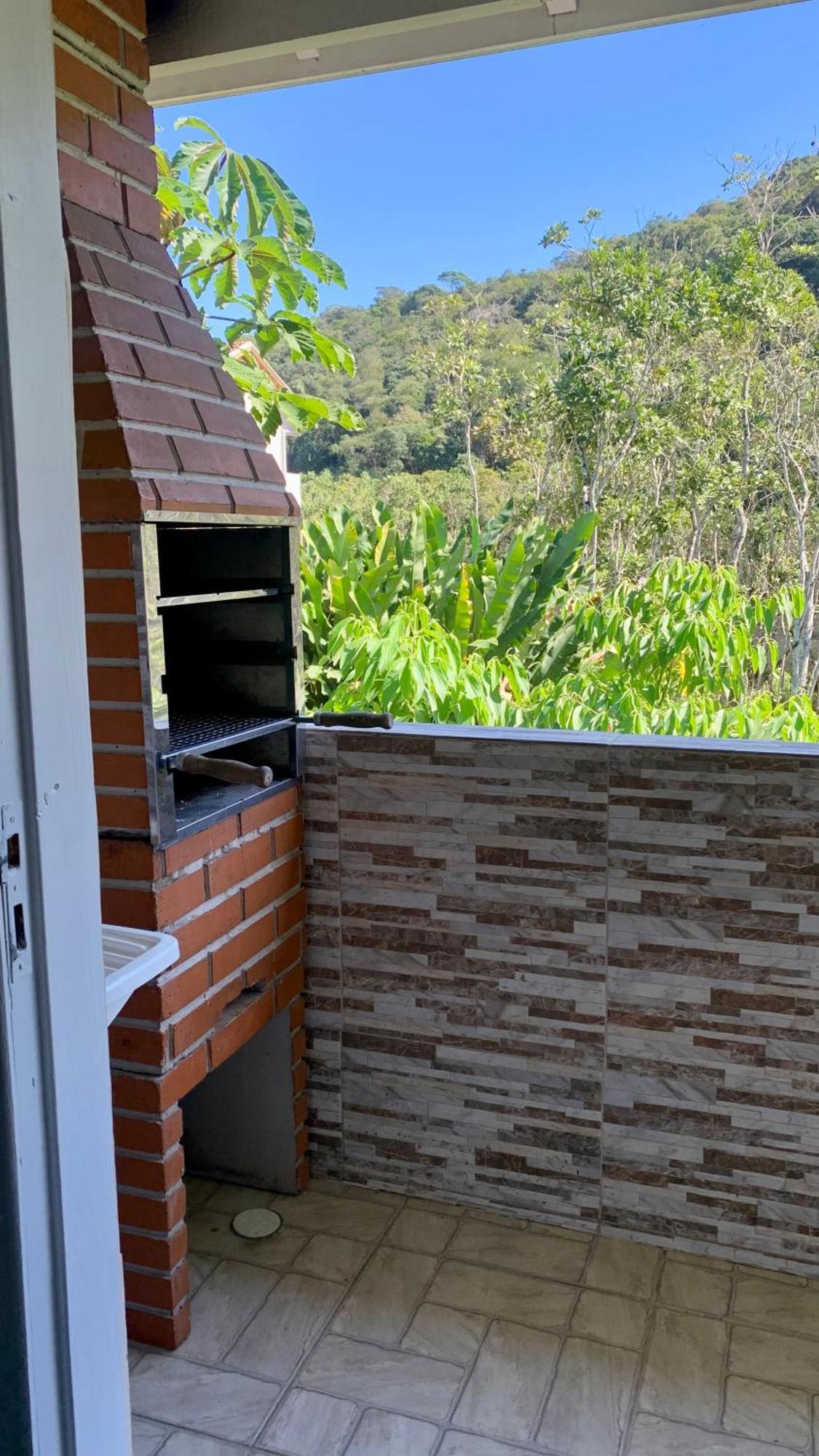 Em * Ubatuba